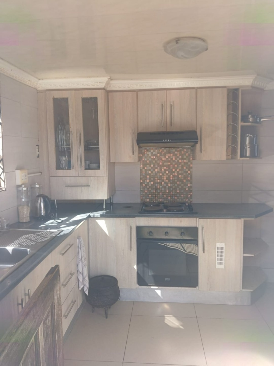 2 Bedroom Property for Sale in Mdantsane Nu 1 Eastern Cape